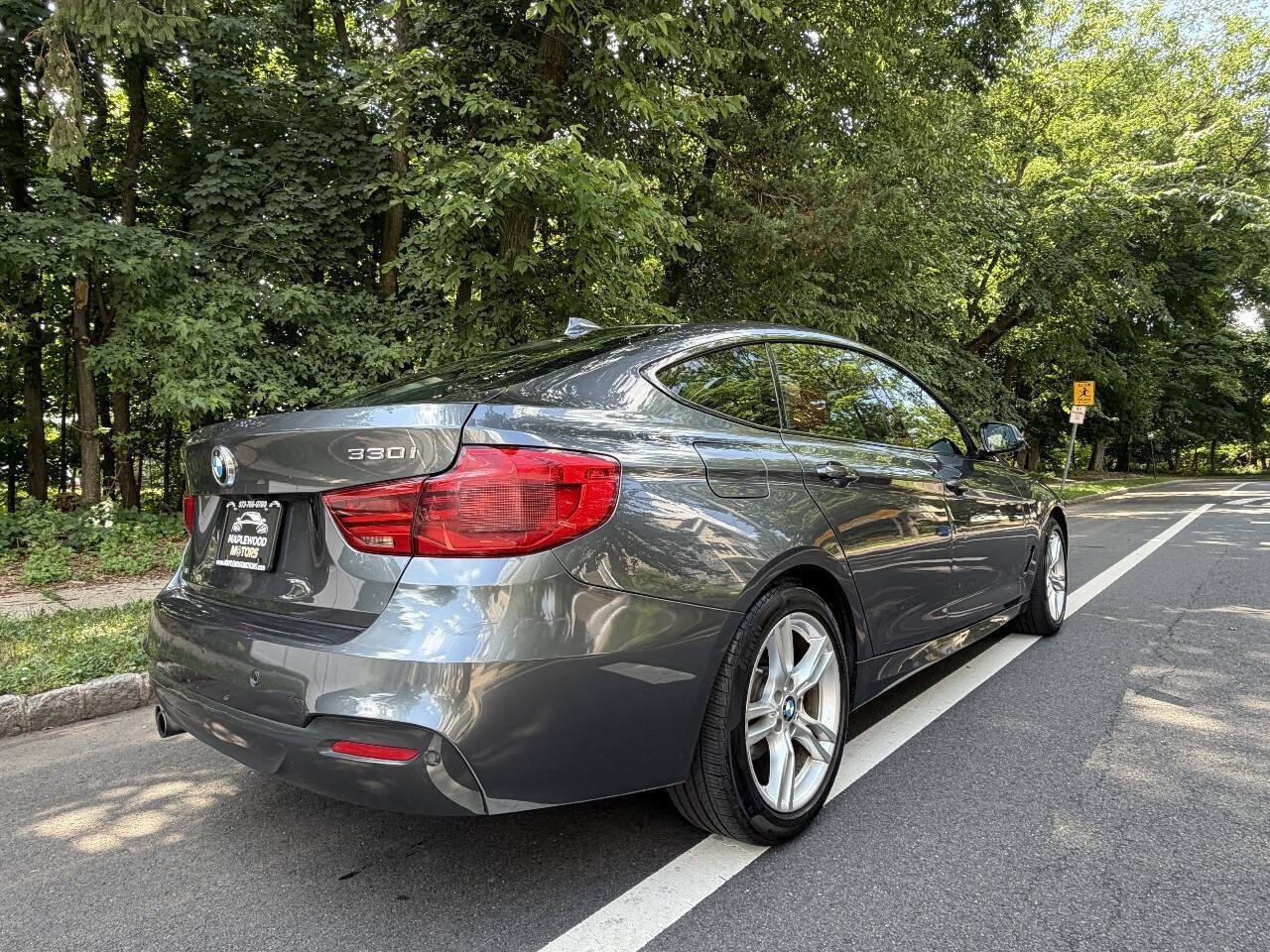 Used 2017 BMW 330i Gran Turismo xDrive AWD/4WD image 5