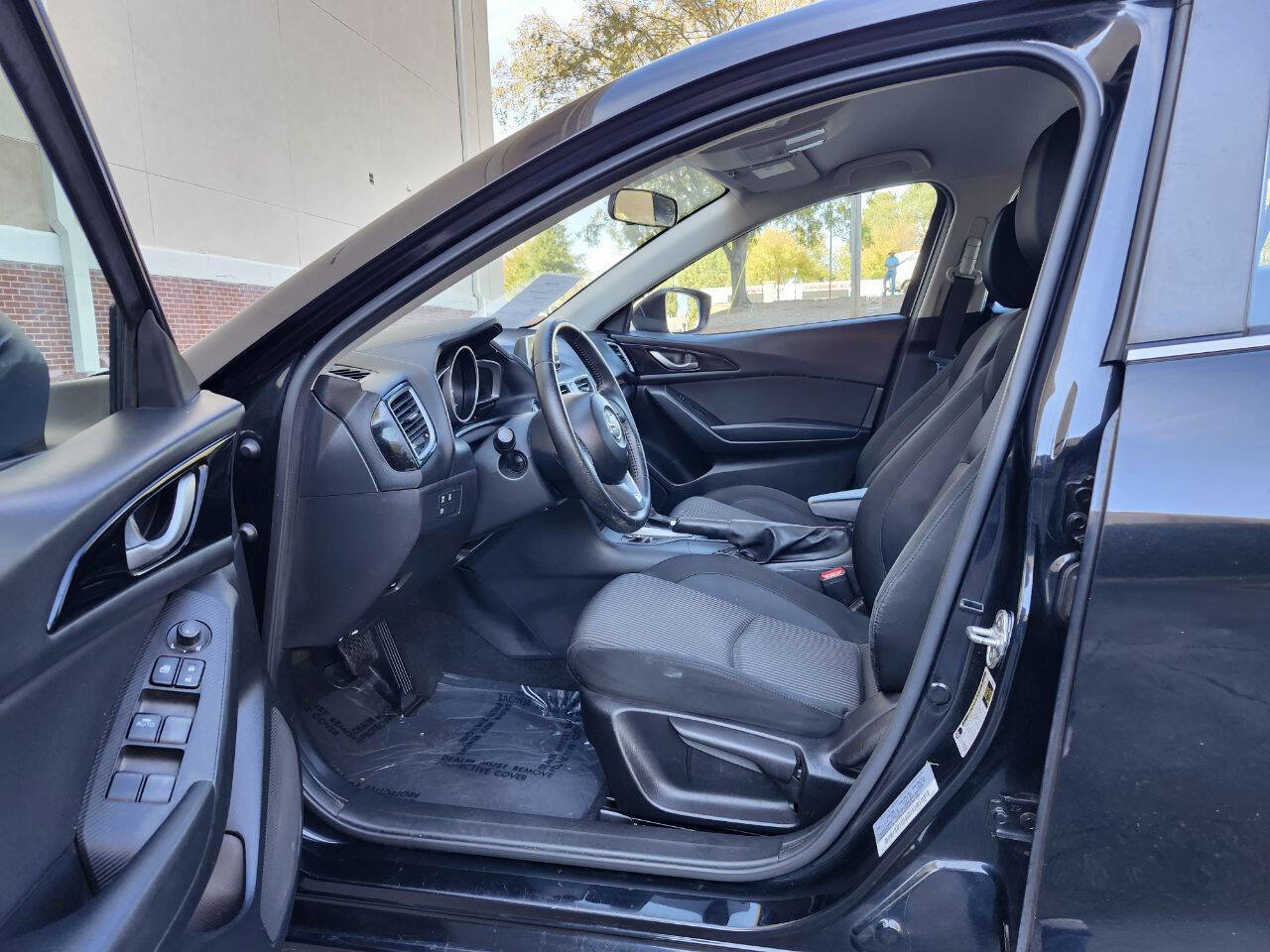 Used 2014 MAZDA MAZDA3 i Touring image 4