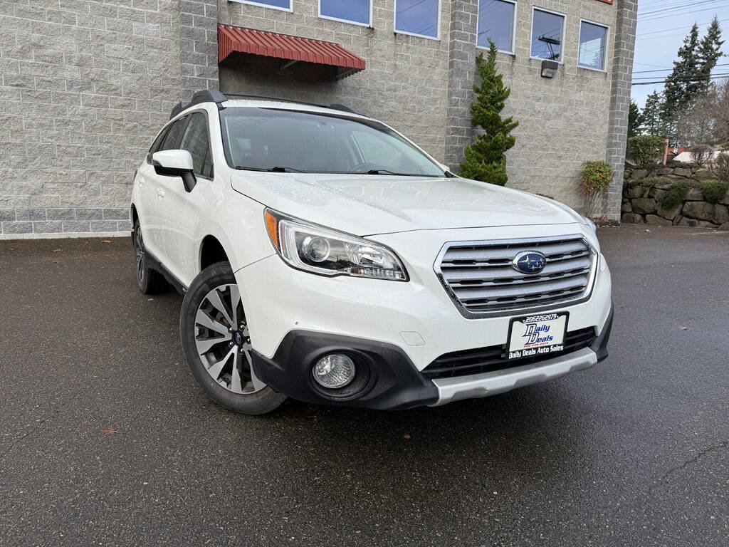 Used 2015 Subaru Outback 2.5i Limited AWD/4WD image 1