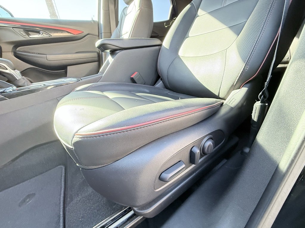 Used 2024 Chevrolet TrailBlazer RS w/ Convenience Package image 23