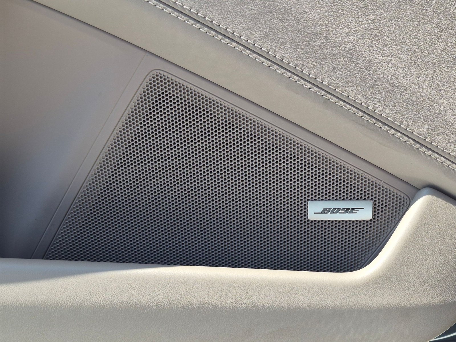 Certified 2025 Porsche 911 Carrera RWD image 14