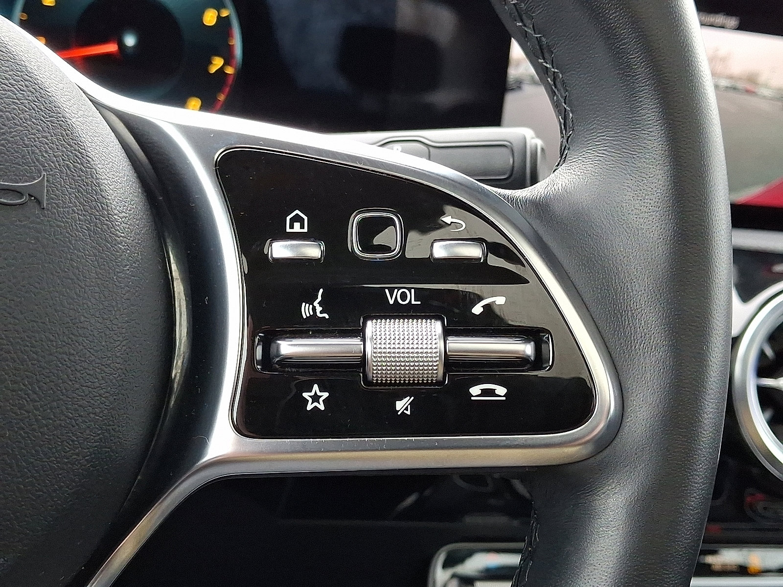 Used 2023 Mercedes-Benz CLA 250 4MATIC image 24