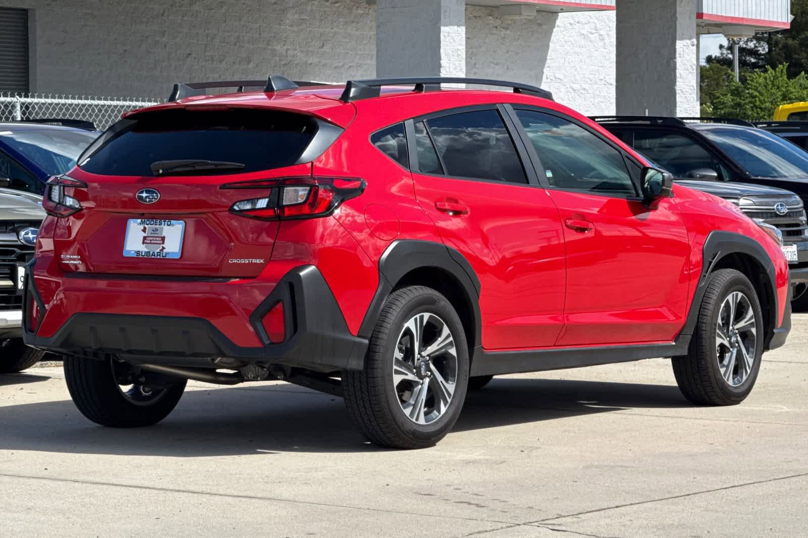 Certified 2025 Subaru Crosstrek 2.0i Premium w/ Popular Package #3 AWD/4WD image 3
