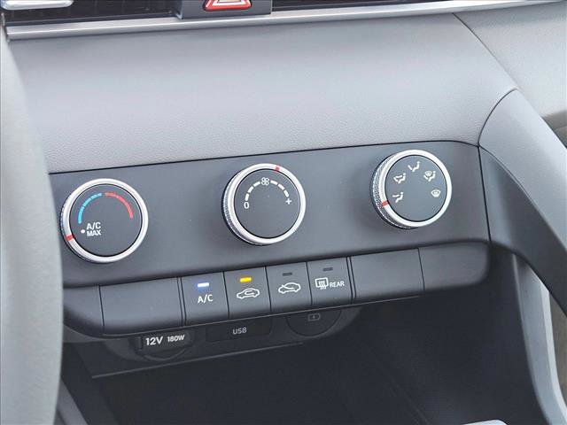 New 2026 Hyundai Elantra SE image 16