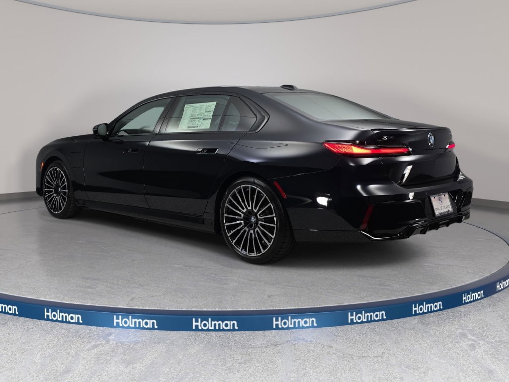New 2026 BMW 750e xDrive w/ Executive Package AWD/4WD image 7
