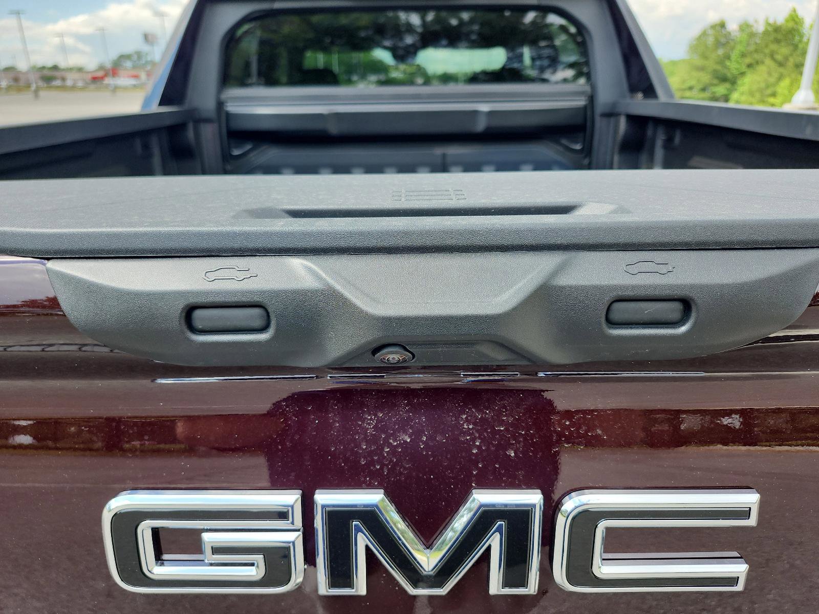 New 2025 GMC Sierra EV Denali image 9