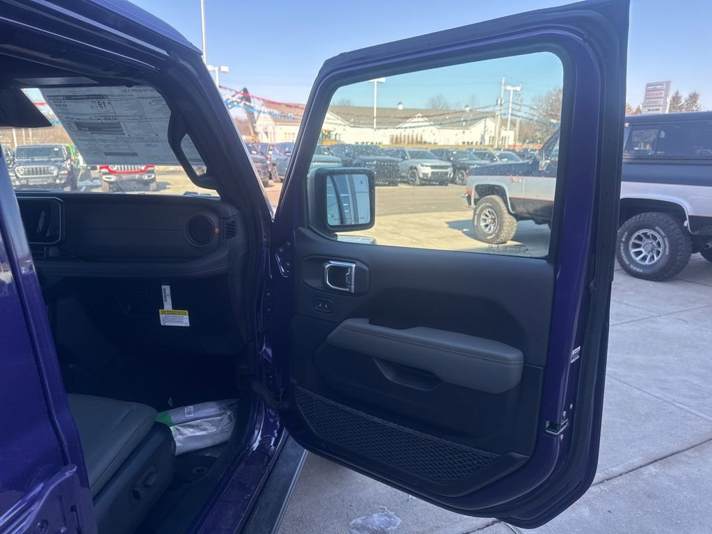 New 2026 Jeep Gladiator Mojave AWD/4WD image 47