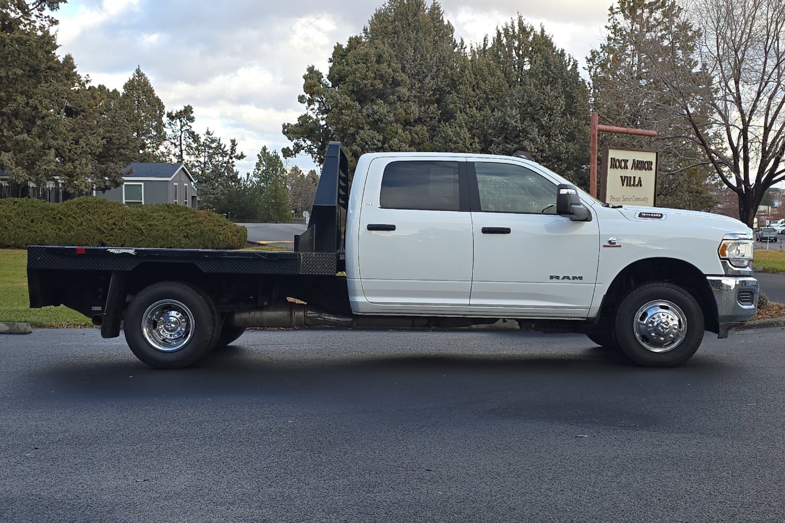 Used 2024 RAM 3500 SLT w/ Quick Order Package 2YG SLT image 3