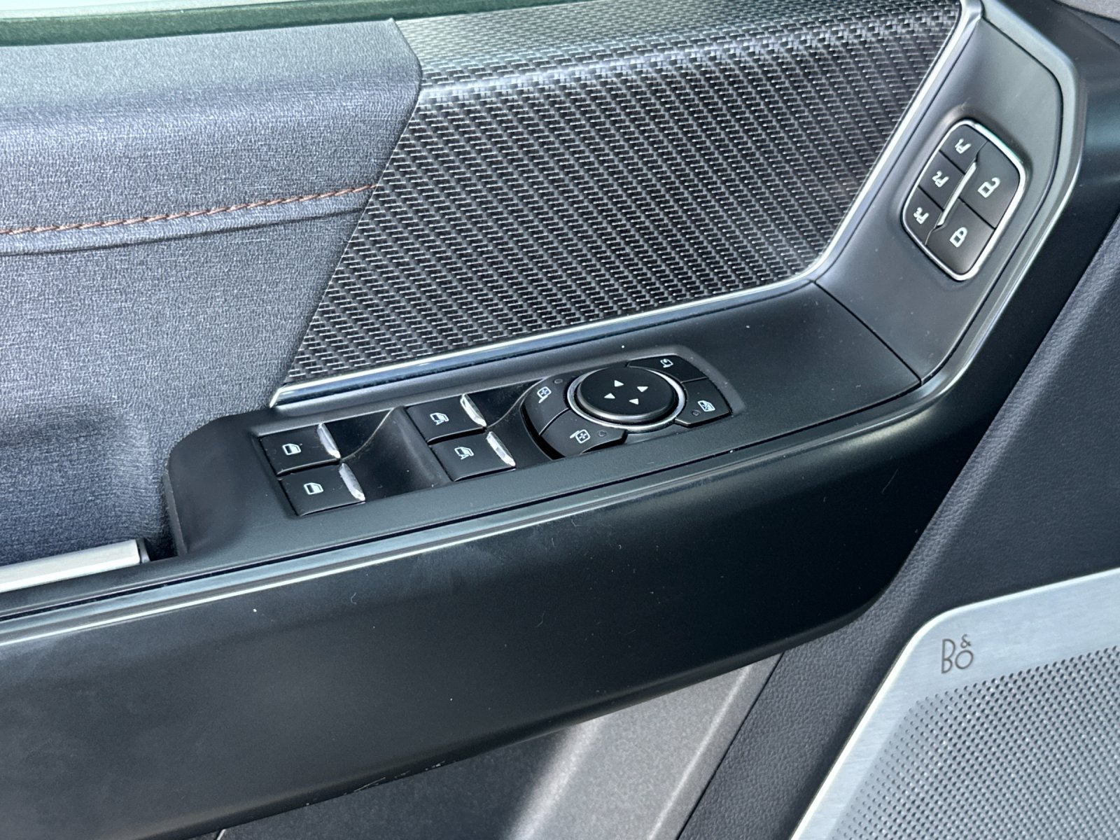 Used 2023 Ford F150 Raptor w/ Raptor Carbon Fiber Package AWD/4WD image 11