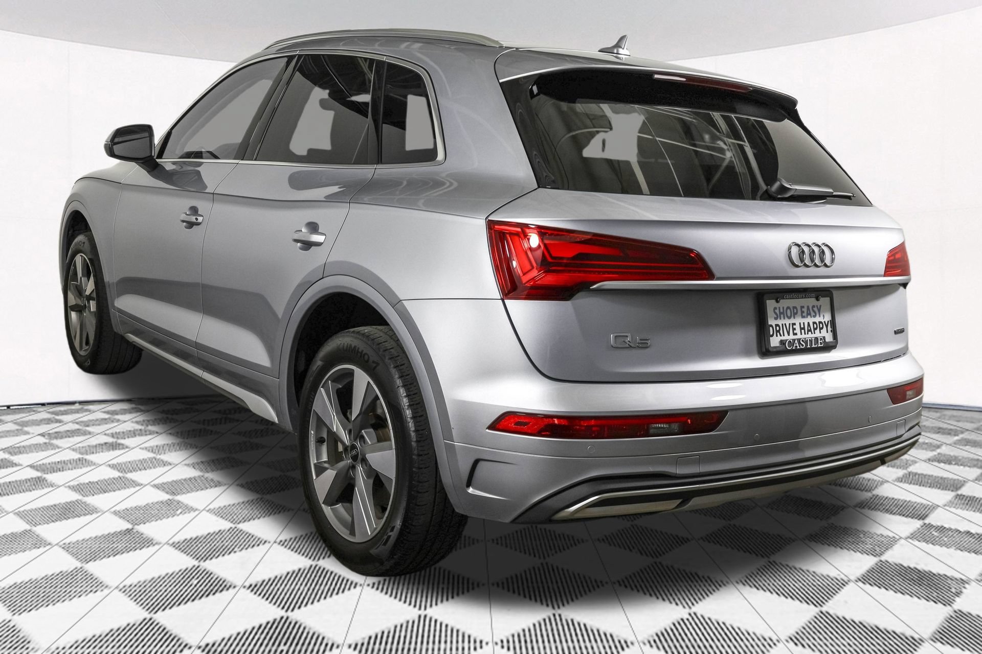Used 2023 Audi Q5 2.0T Premium w/ Convenience Package AWD/4WD image 17