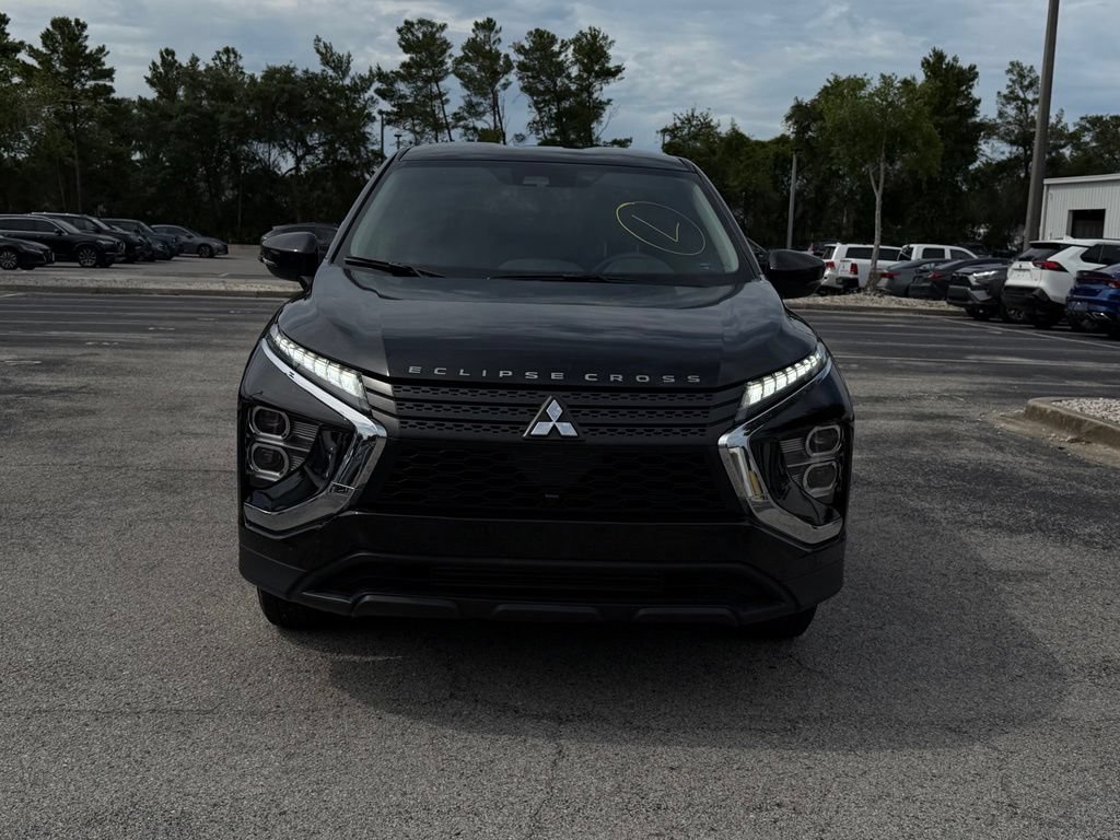 Used 2023 Mitsubishi Eclipse Cross ES AWD/4WD image 2