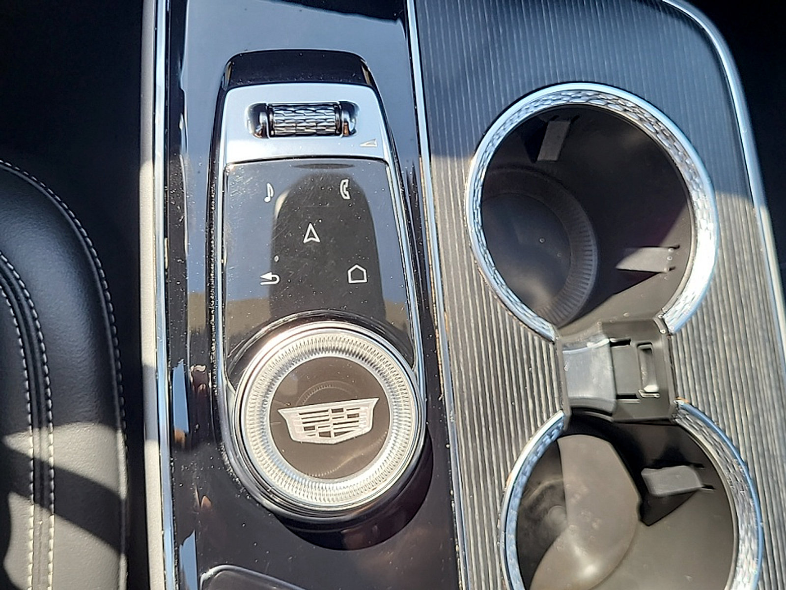 Certified 2024 Cadillac Lyriq Sport AWD/4WD image 28
