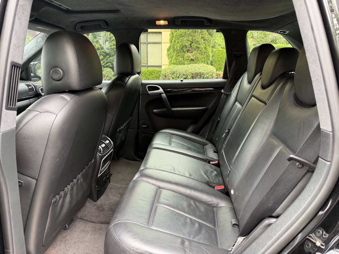 Used 2008 Porsche Cayenne Turbo AWD/4WD image 26