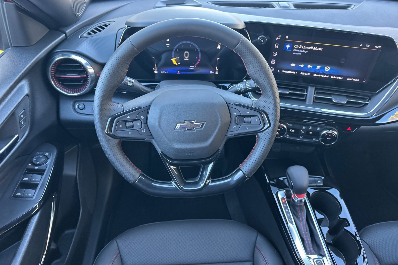 New 2026 Chevrolet Trax RS w/ Driver Confidence Package FWD image 15
