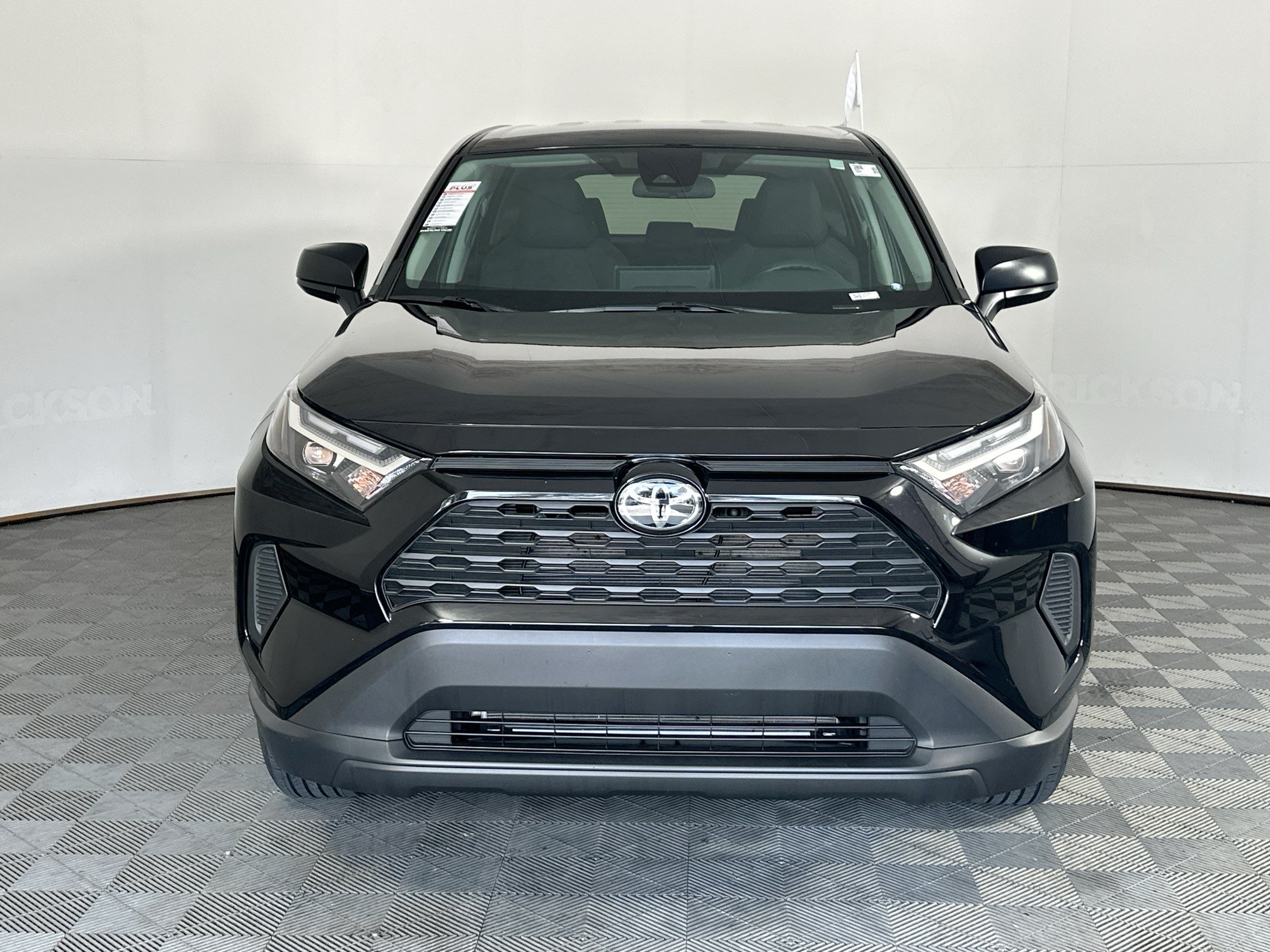 Certified 2025 Toyota RAV4 LE FWD image 8