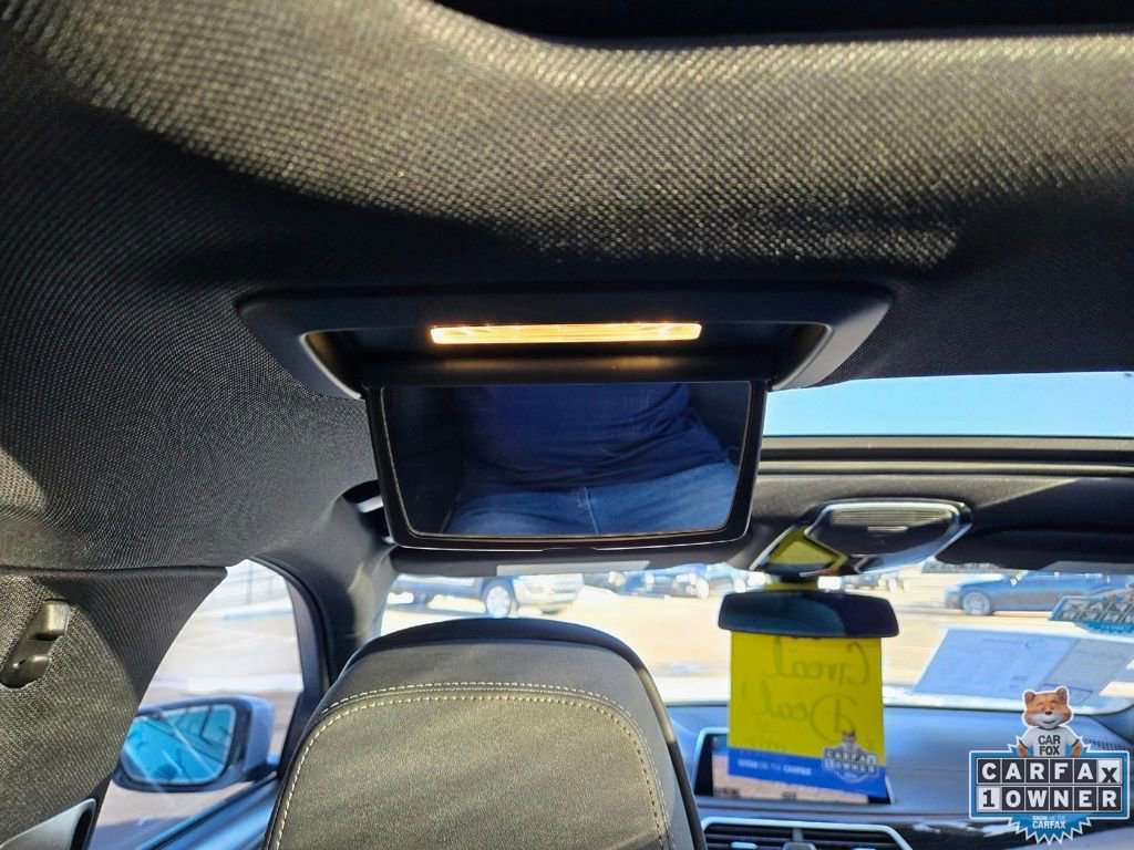 Used 2022 BMW 750i xDrive w/ Executive Package image 51