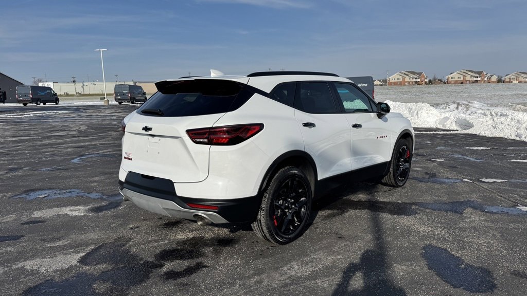 Used 2024 Chevrolet Blazer LT w/ Redline Edition image 7