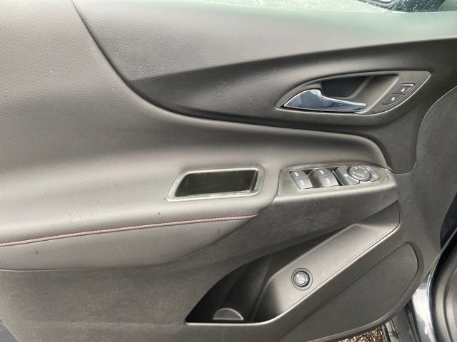 Certified 2022 Chevrolet Equinox RS w/ LPO, Floor Liner Package image 15