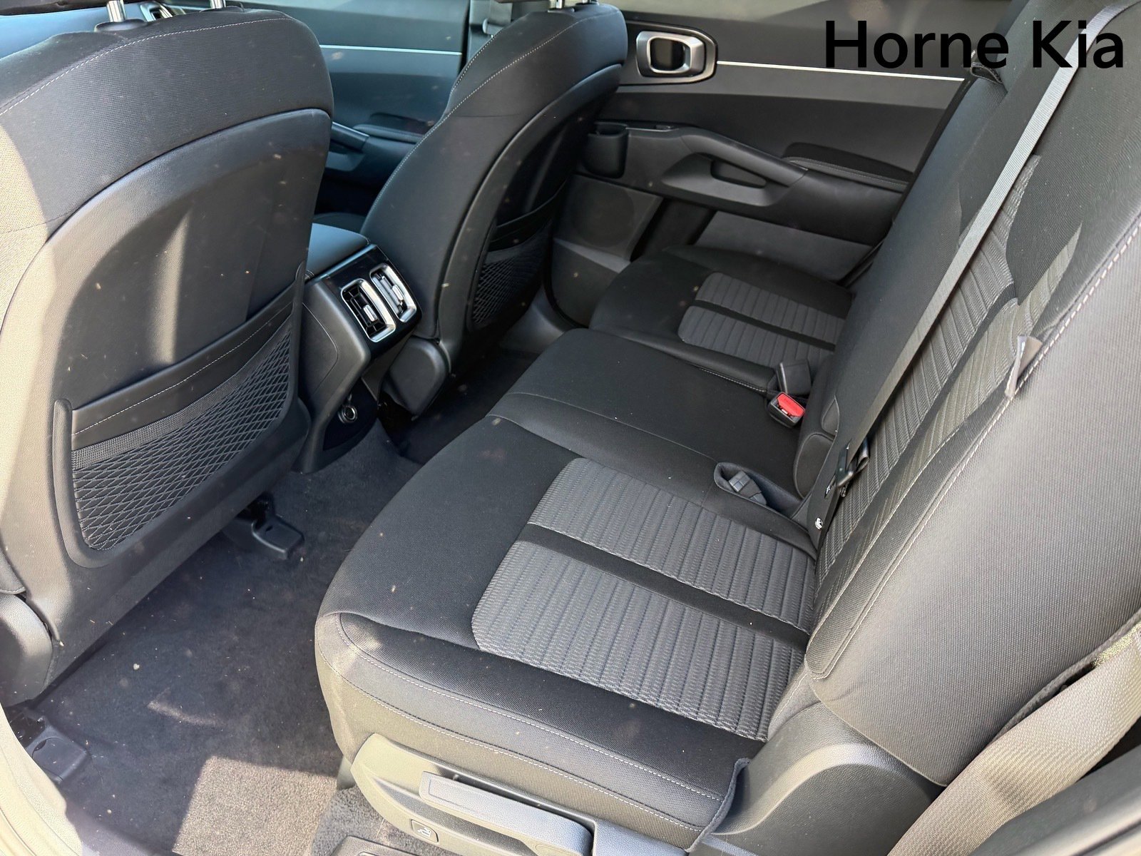 New 2026 Kia Sorento LX image 13