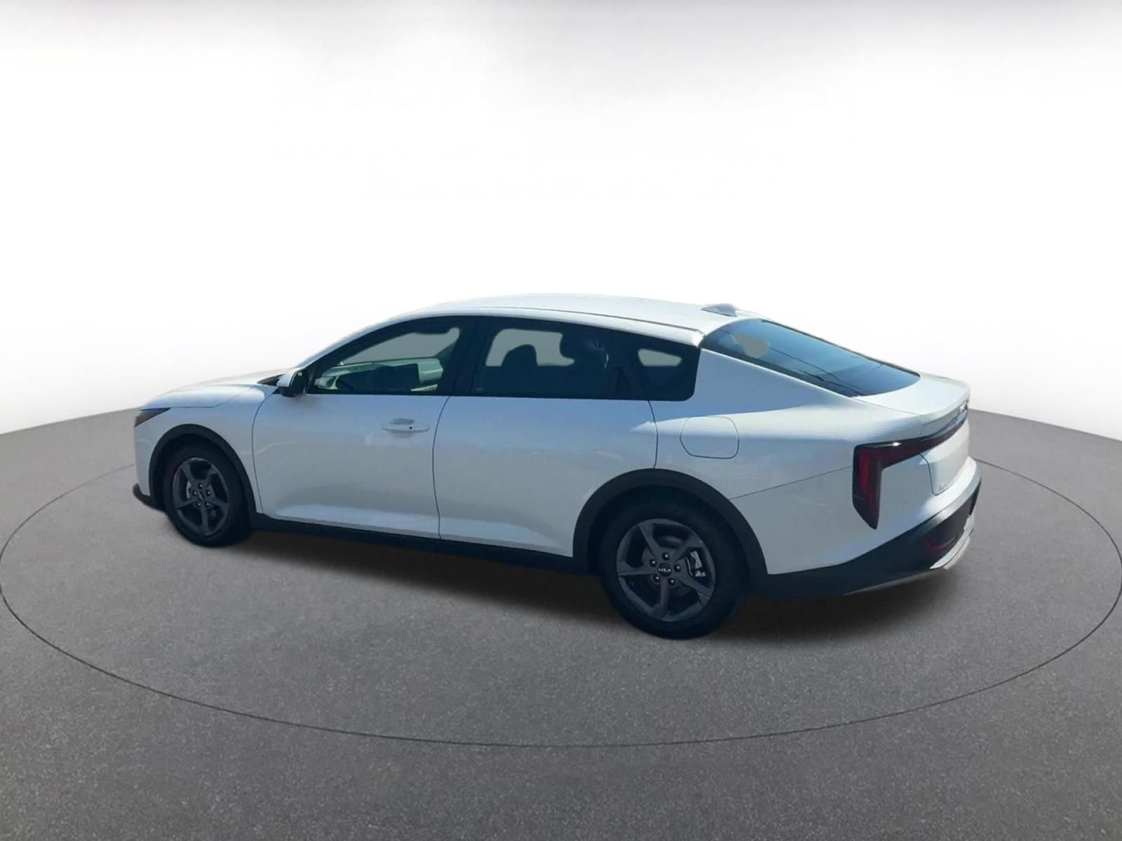 Used 2025 Kia K4 FWD image 10