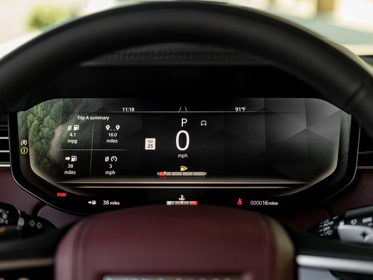 New 2025 Land Rover Range Rover Autobiography image 17