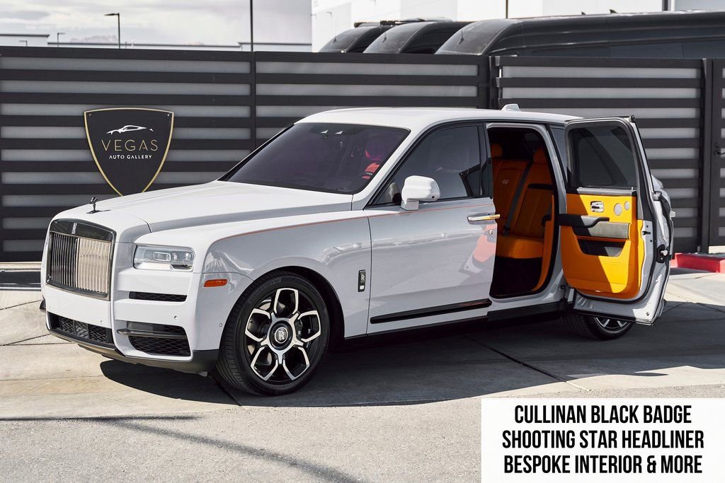 Used 2024 Rolls-Royce Cullinan Black Badge image 1
