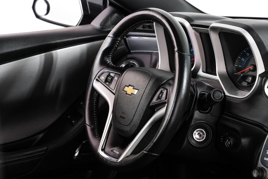 Used 2014 Chevrolet Camaro SS w/ RS Package RWD image 11