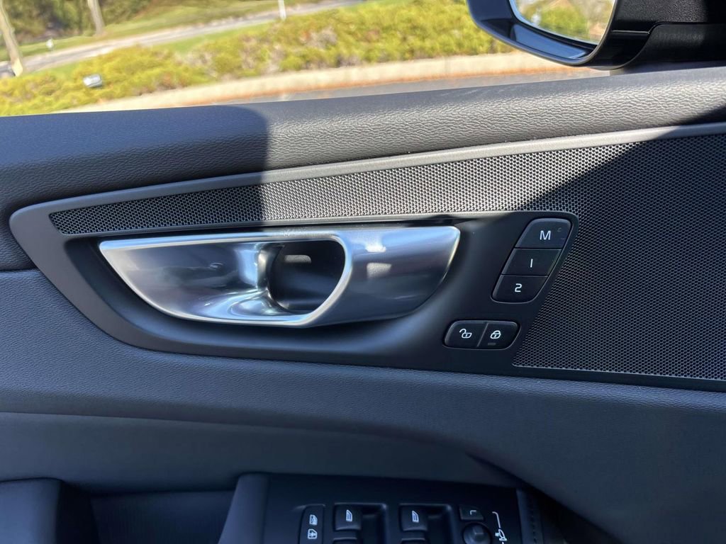 New 2026 Volvo XC60 B5 Plus w/ Protection Package Premier image 12