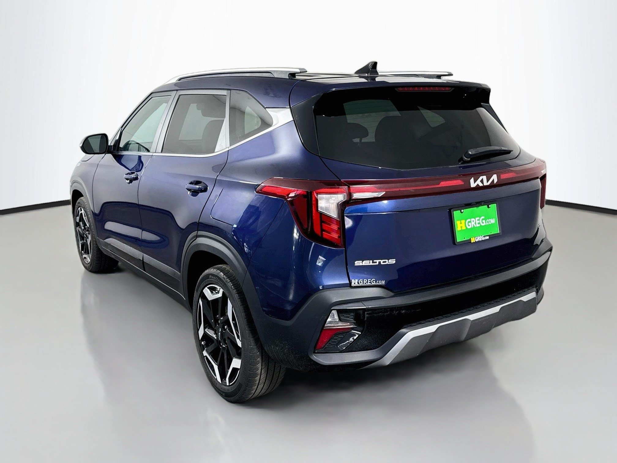 Used 2024 Kia Seltos SX w/ SX Sunroof Package AWD/4WD image 7