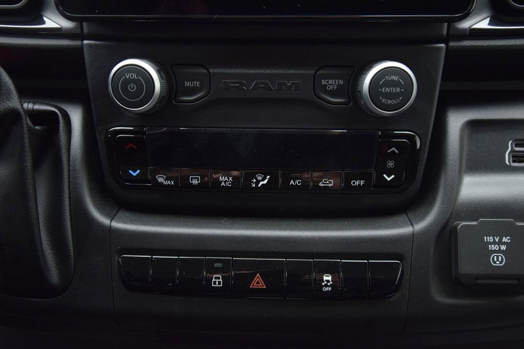 New 2026 RAM ProMaster 3500 w/ Crew Van Package FWD image 20
