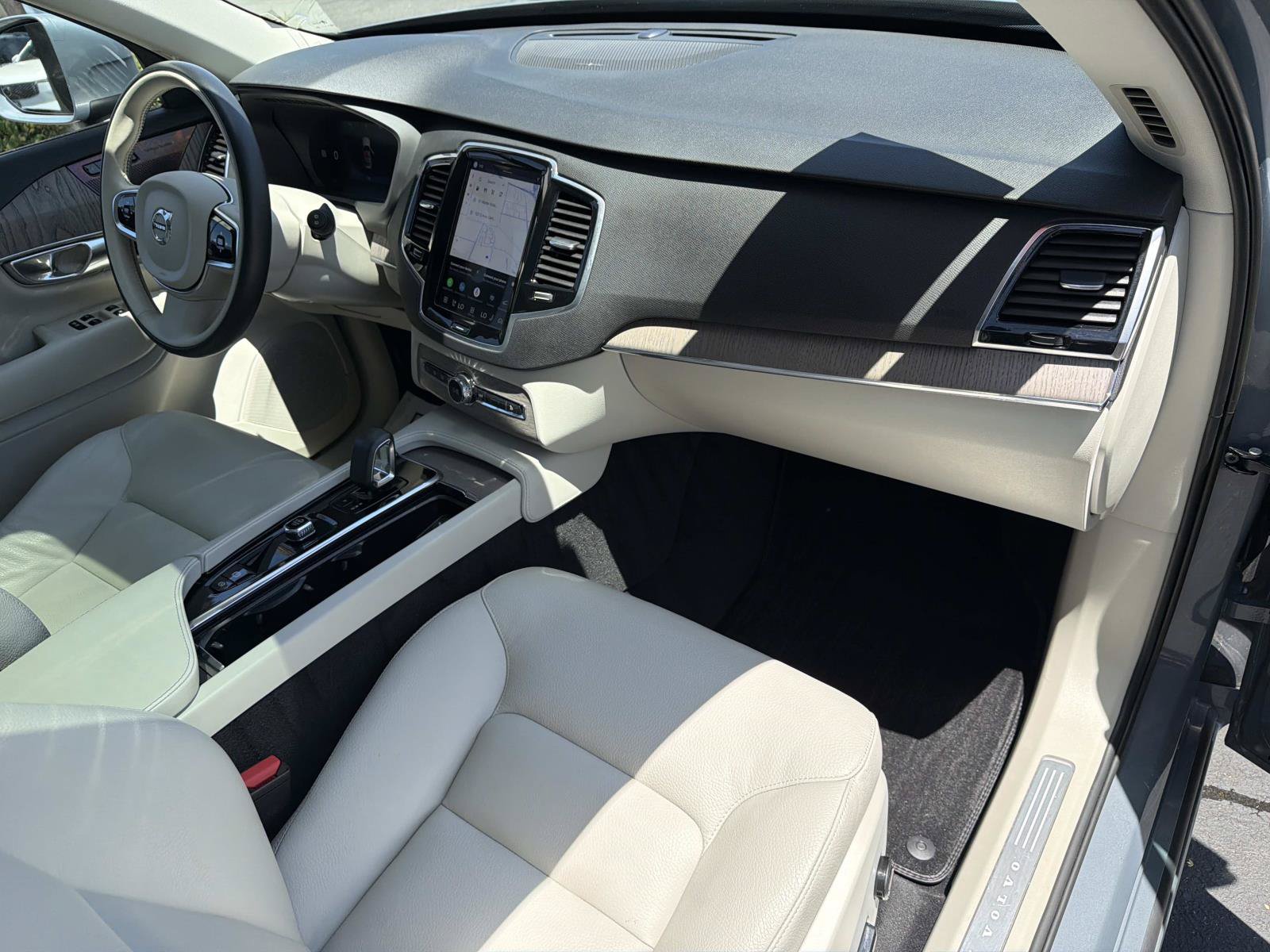Certified 2023 Volvo XC90 B6 Plus w/ Protection Package Premier AWD/4WD image 27