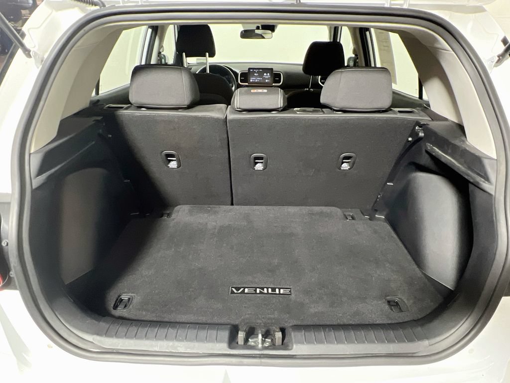 Used 2021 Hyundai Venue SEL w/ Cargo Package FWD image 22