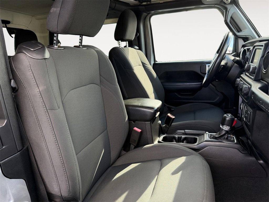 Used 2019 Jeep Wrangler Sport image 15
