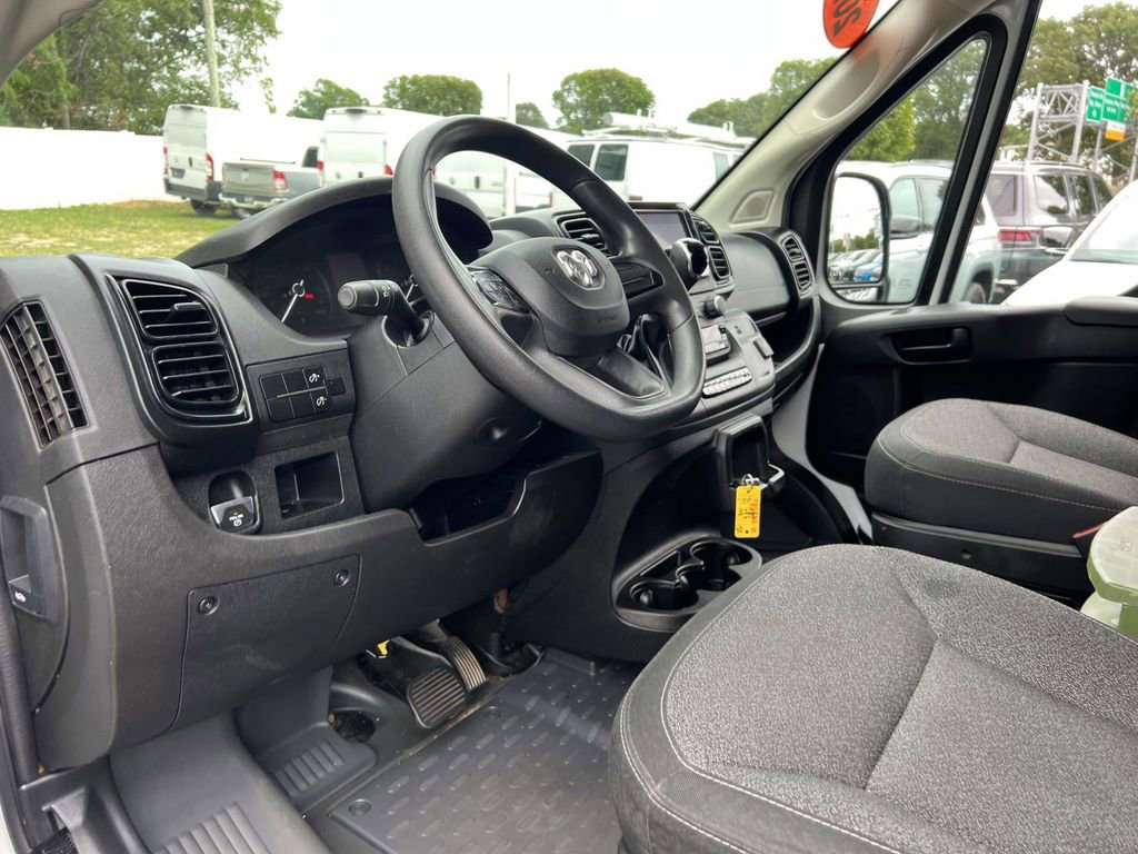 Used 2023 RAM ProMaster 2500 image 16
