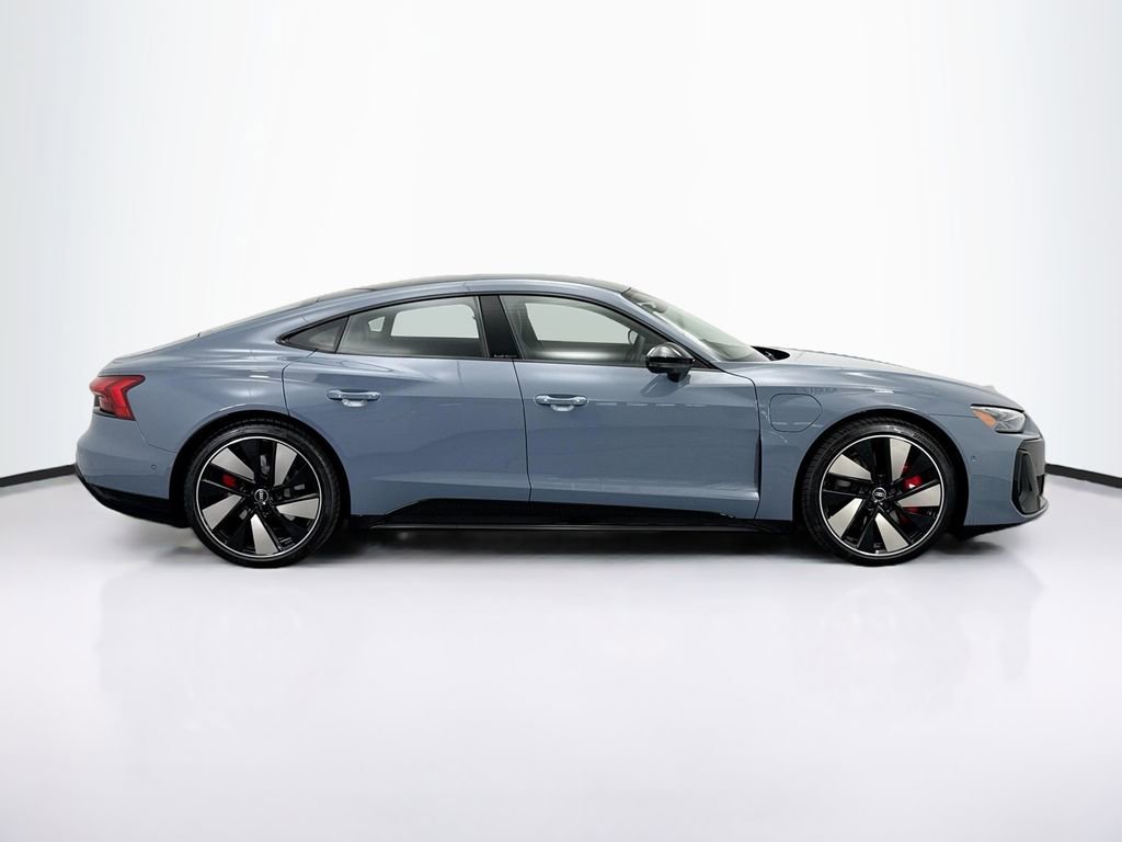 New 2026 Audi S e-tron GT Prestige image 4