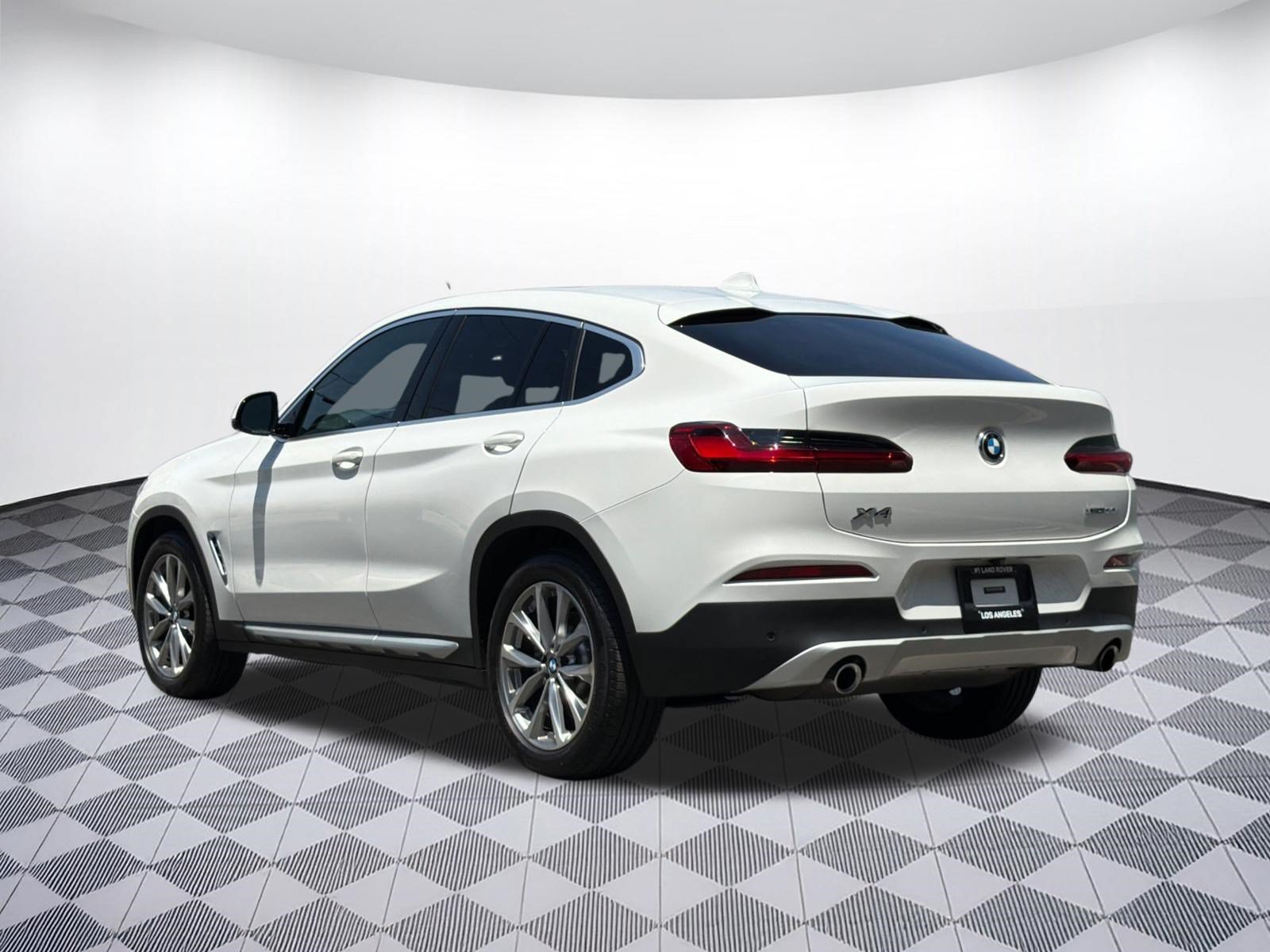 Used 2019 BMW X4 xDrive30i AWD/4WD image 3