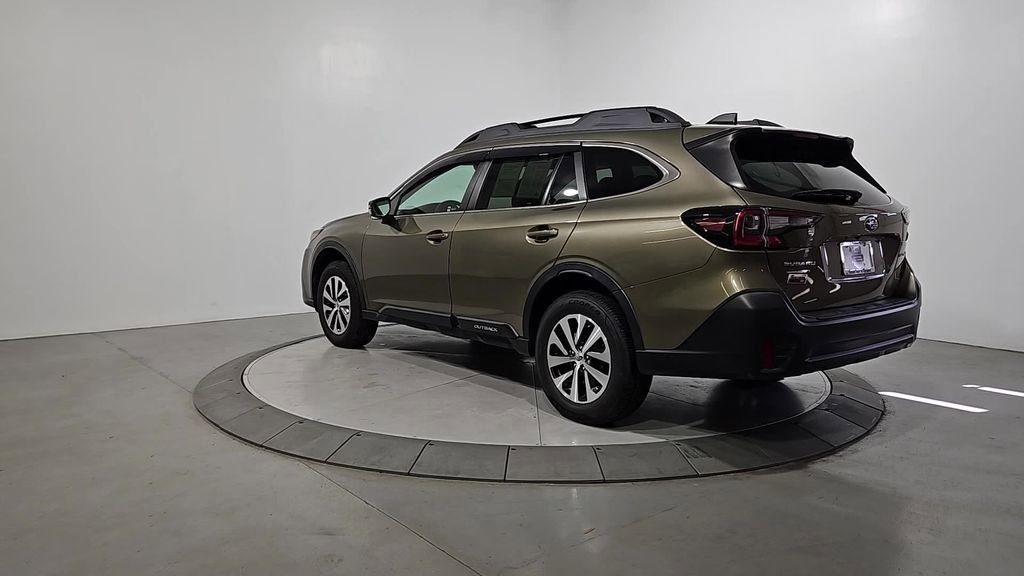 Certified 2022 Subaru Outback Premium AWD/4WD image 3