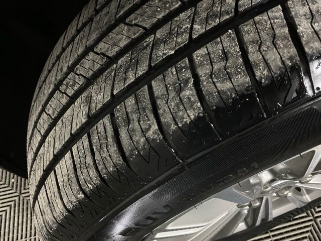 Used 2017 Cadillac XT5 Luxury w/ Driver Awareness Package image 36