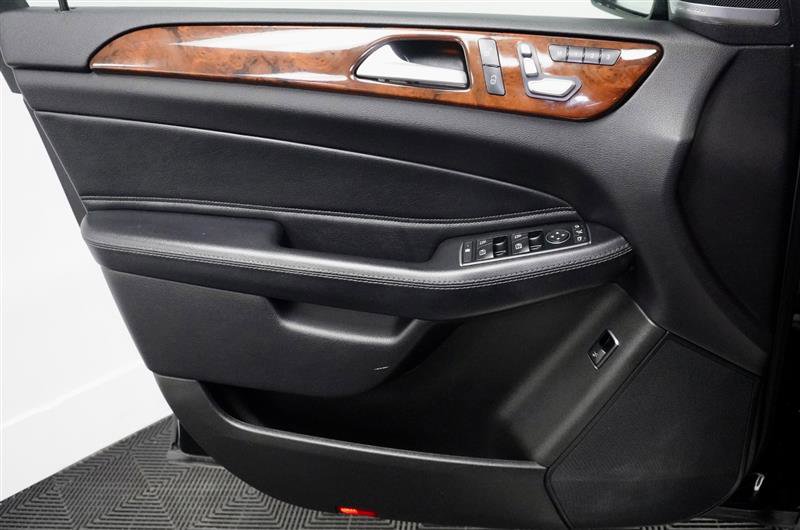 Used 2017 Mercedes-Benz GLE 350 4MATIC image 39