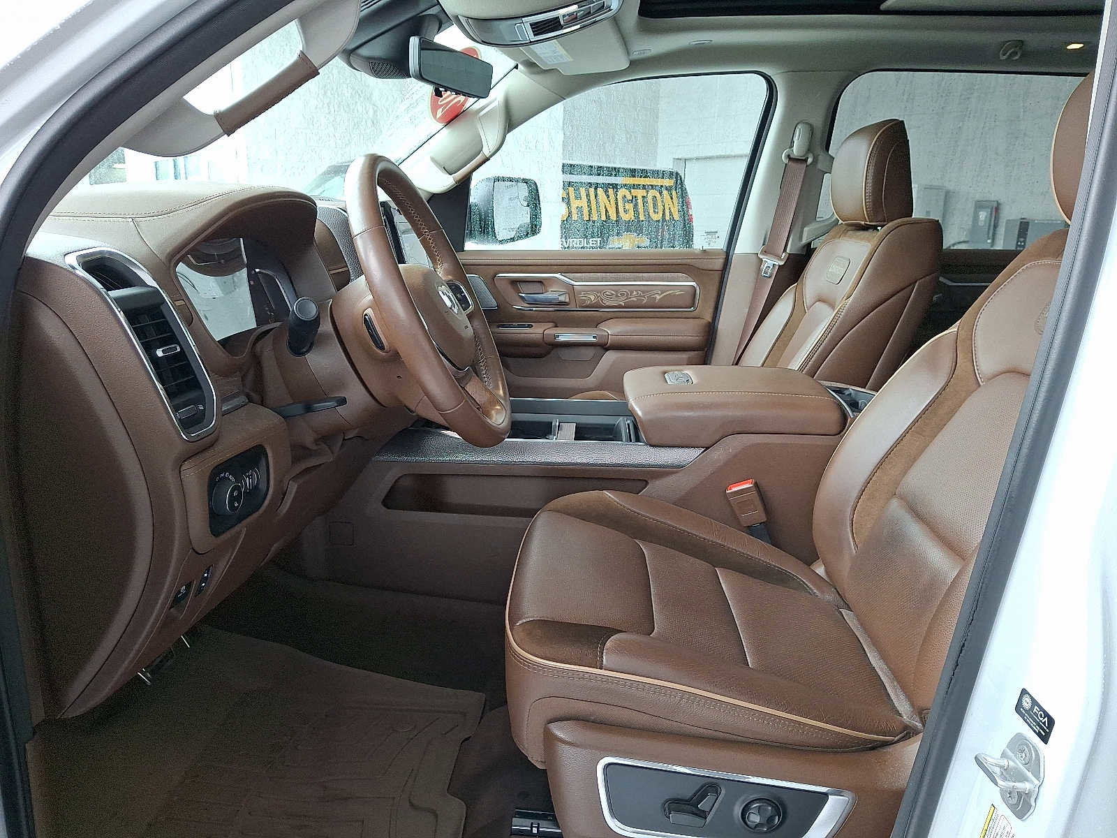 Used 2024 RAM 1500 Limited image 14