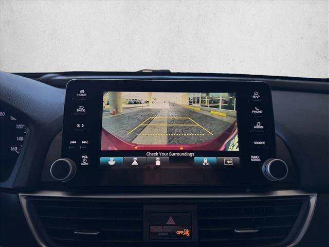 Used 2018 Honda Accord Touring image 13