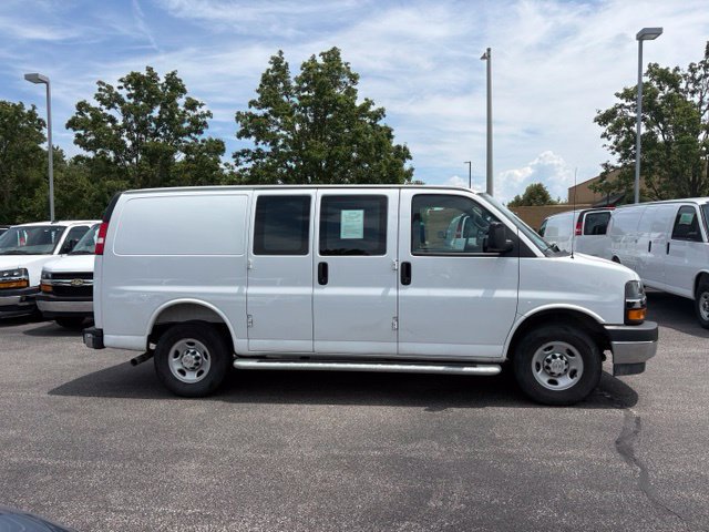 Used 2025 Chevrolet Express 2500 w/ Driver Convenience Package RWD image 10