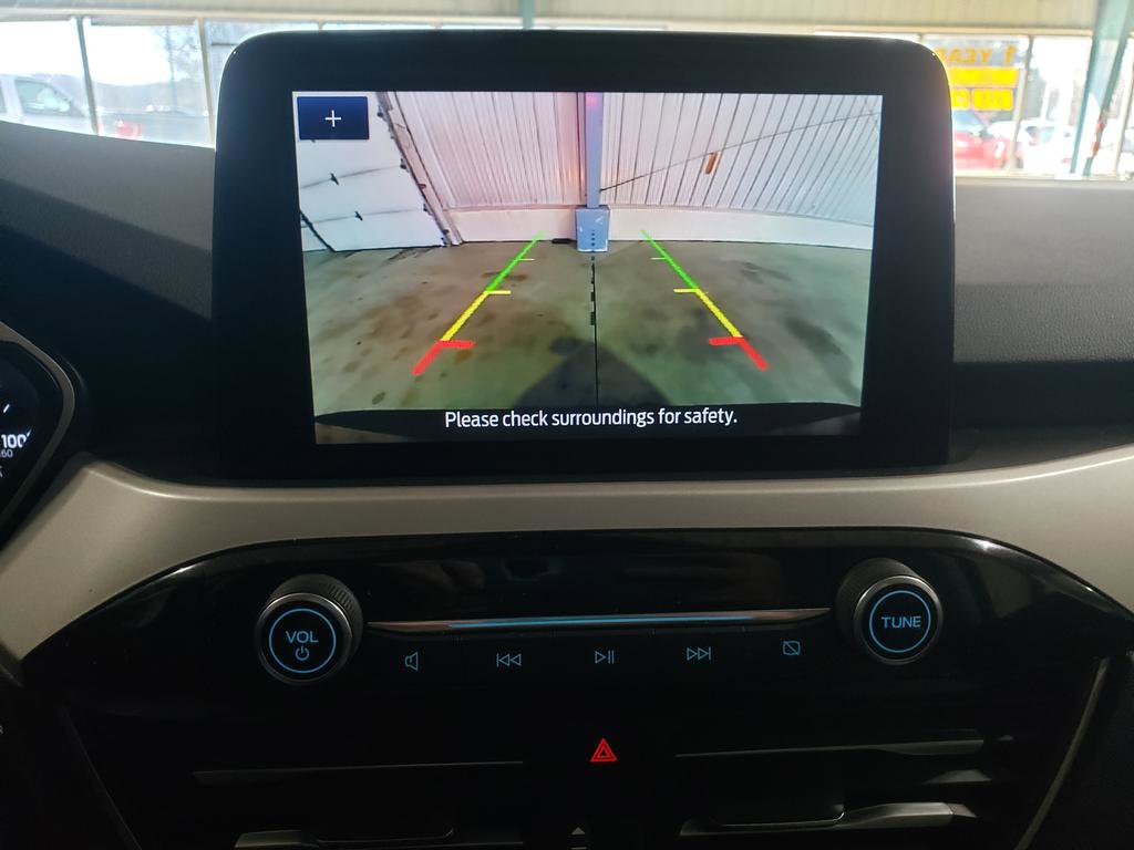 Used 2022 Ford Escape SE w/ Cold Weather Package AWD/4WD image 19