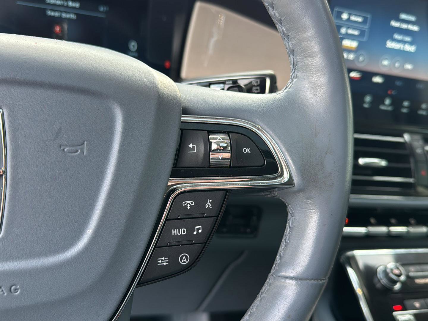 Used 2023 Lincoln Navigator L Black Label image 18