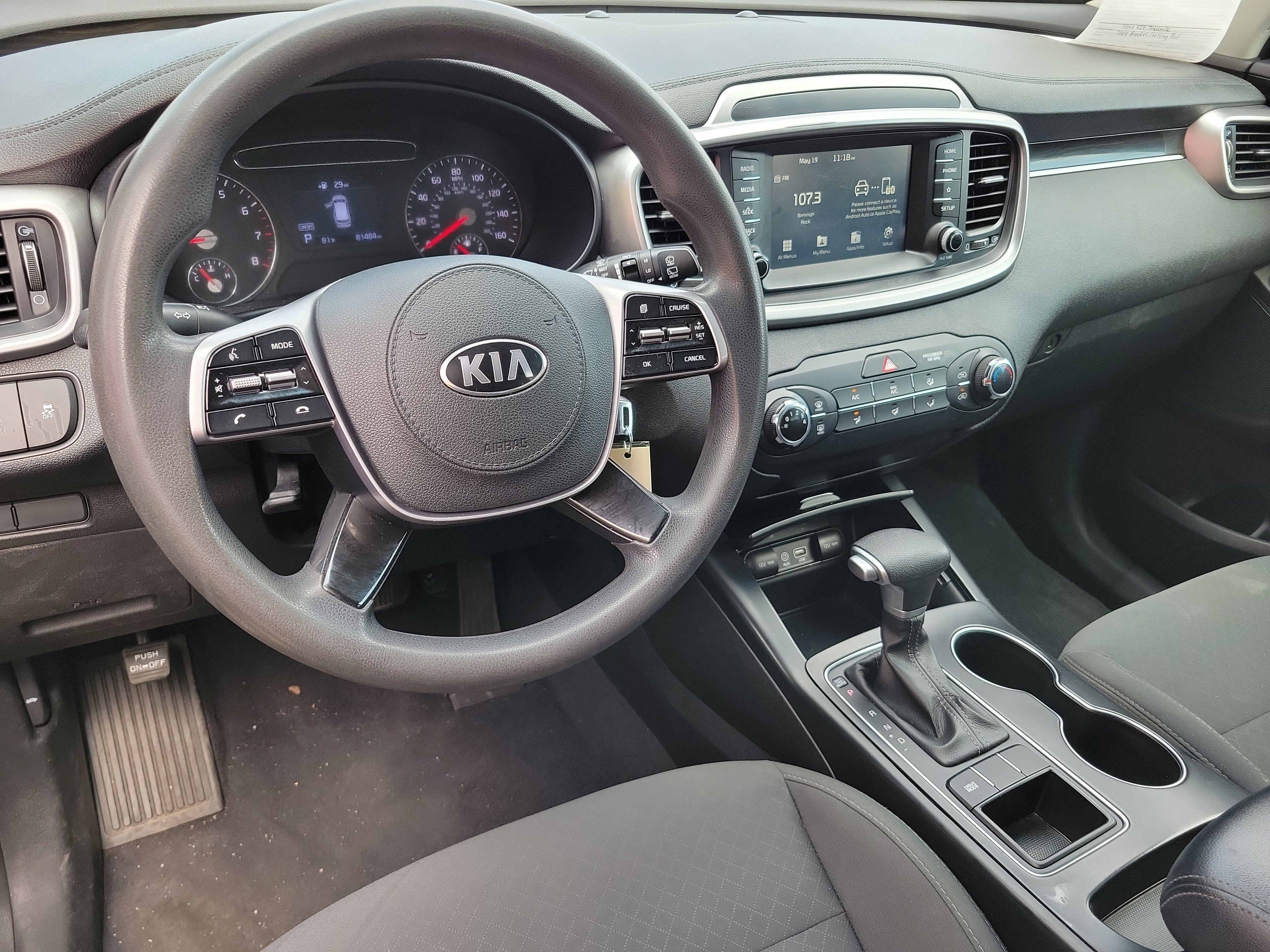 Used 2020 Kia Sorento FWD V6 image 2