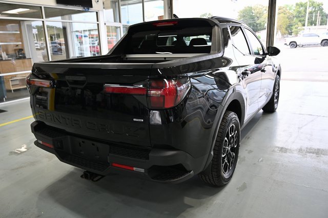 Used 2022 Hyundai Santa Cruz SEL w/ Activity Package image 6