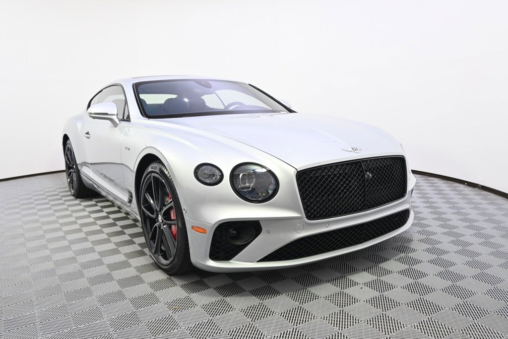Used 2024 Bentley Continental GT image 9