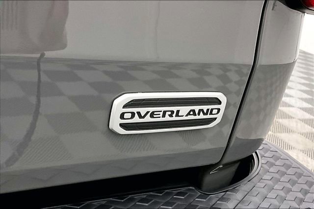 Used 2022 Jeep Gladiator Overland w/ Popular Equipment Package image 9