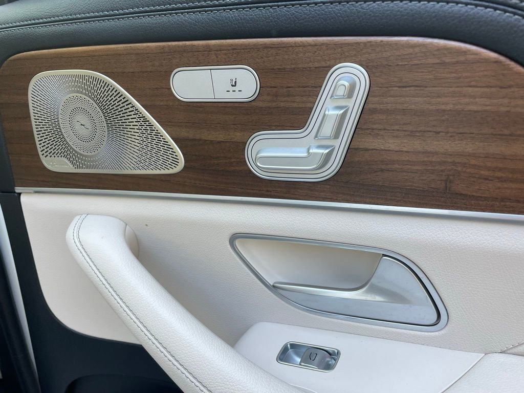 Used 2022 Mercedes-Benz GLS 450 4MATIC image 18