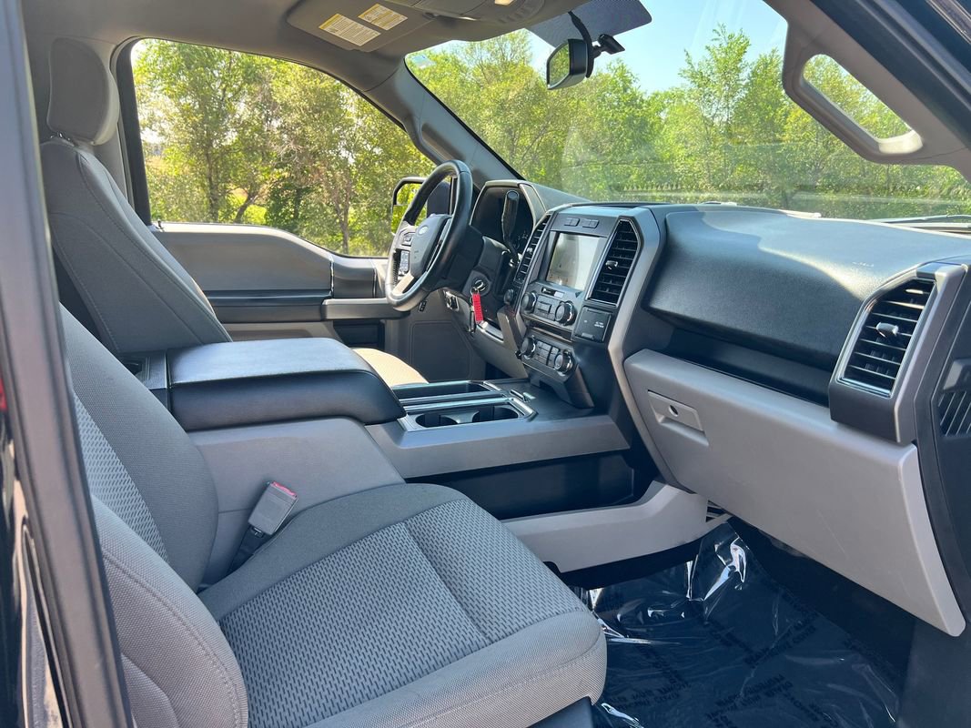 Used 2018 Ford F150 XLT w/ Equipment Group 302A Luxury image 21